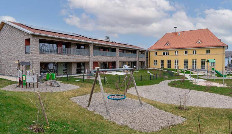 kitastein                                                                                                                                                                                                                                                      